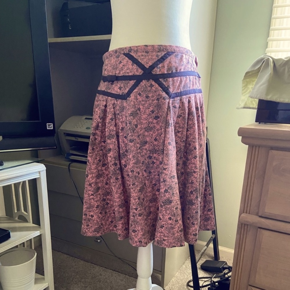 French Connection Vintage boho hi quality pink+gray floral skirt